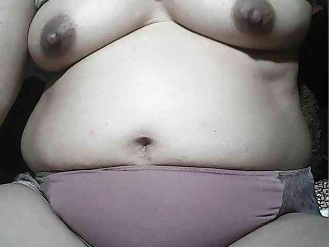 lovelyshantal webcam