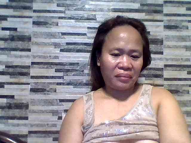 lovelyshantal webcam