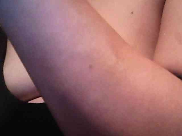 lovelyshantal webcam