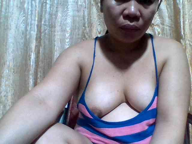 lovelyshantal webcam
