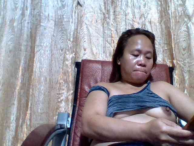 lovelyshantal webcam