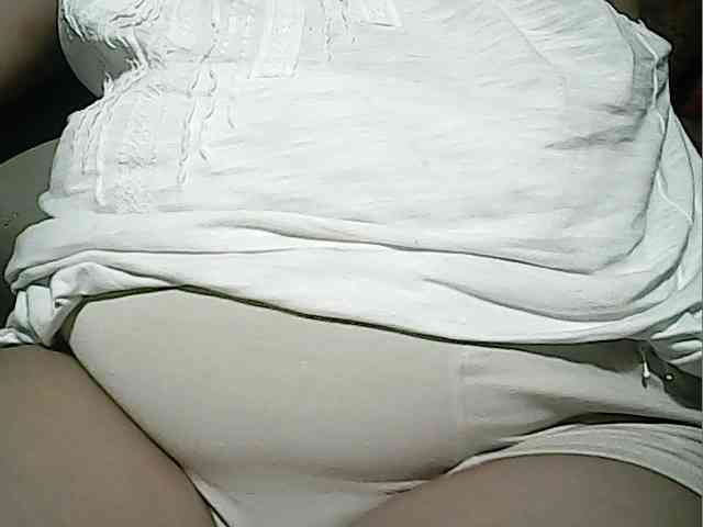 lovelyshantal webcam