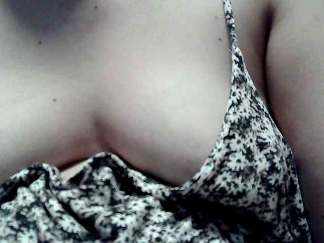 lovelyshantal webcam