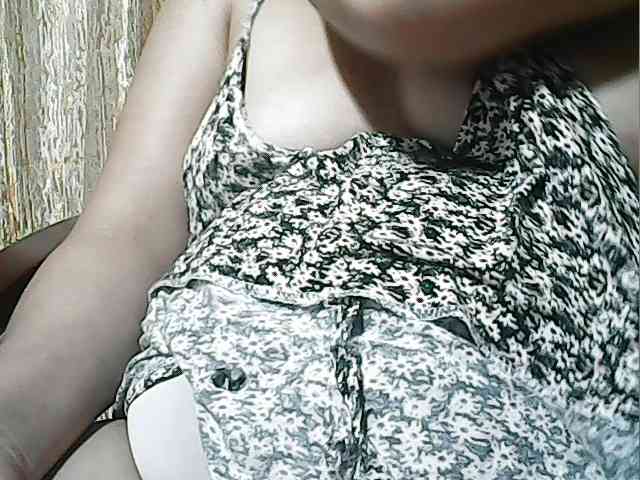 lovelyshantal webcam