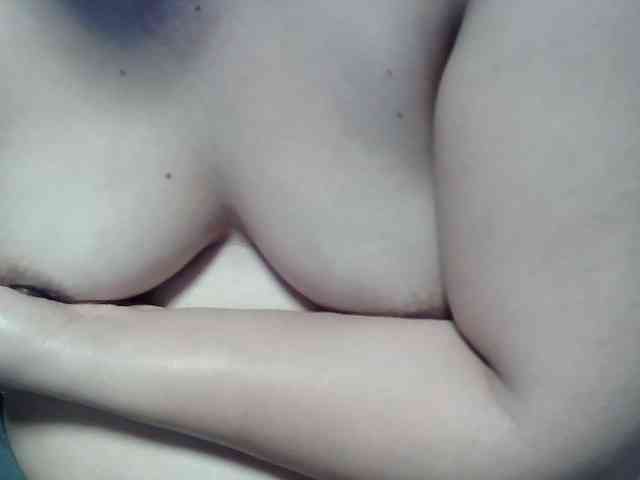 lovelyshantal webcam
