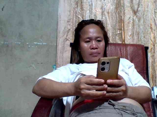 lovelyshantal webcam