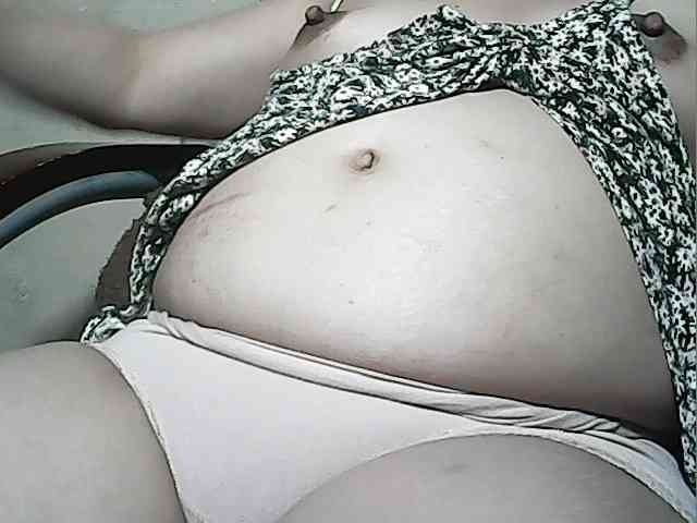 lovelyshantal webcam