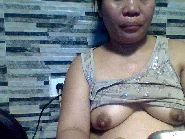 lovelyshantal webcam