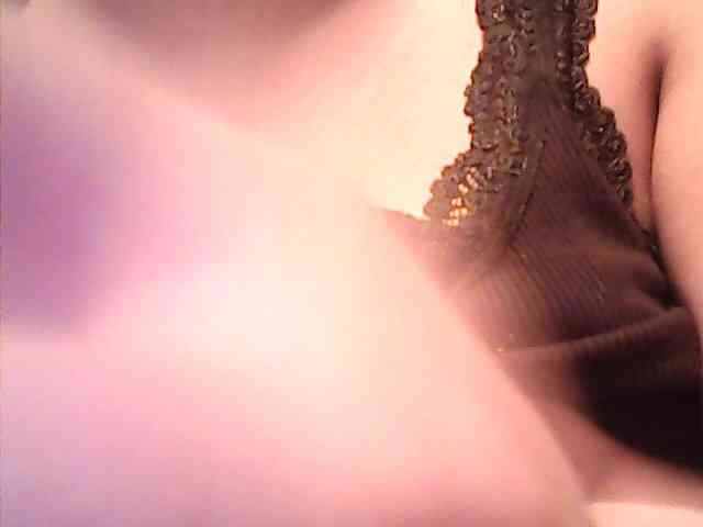 lovelyshantal webcam