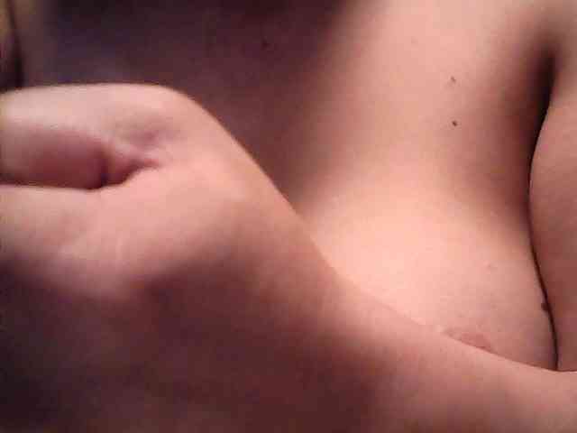 lovelyshantal webcam