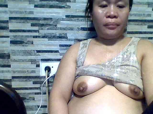 lovelyshantal webcam