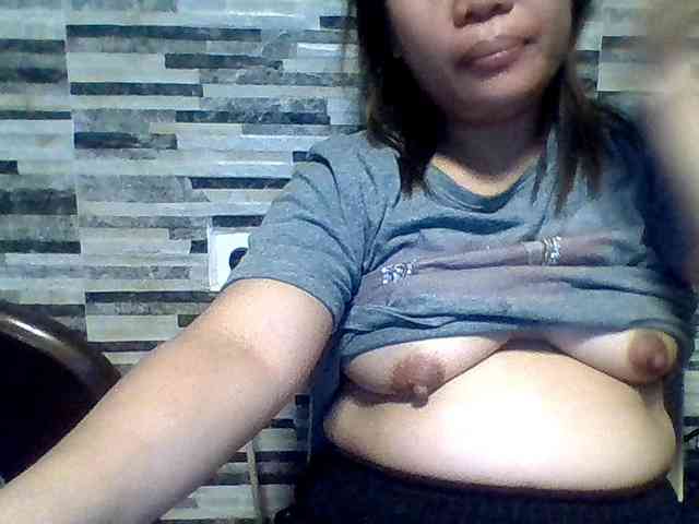 lovelyshantal webcam