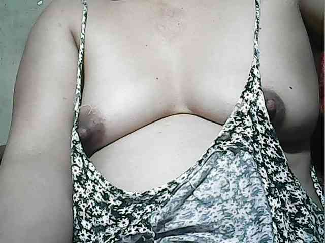 lovelyshantal webcam