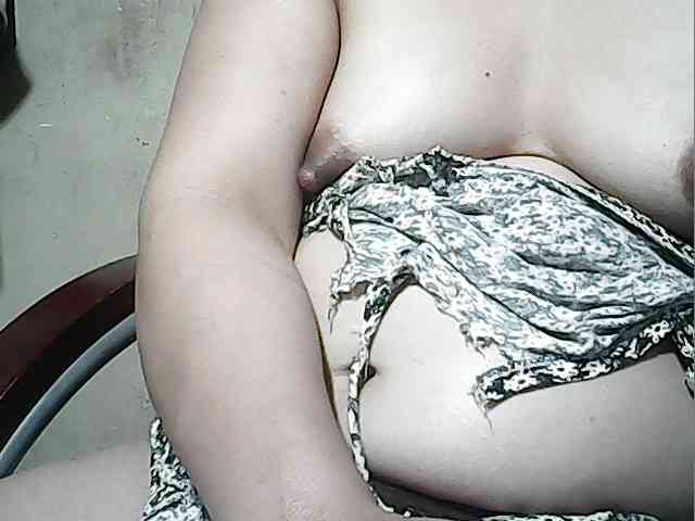 lovelyshantal webcam