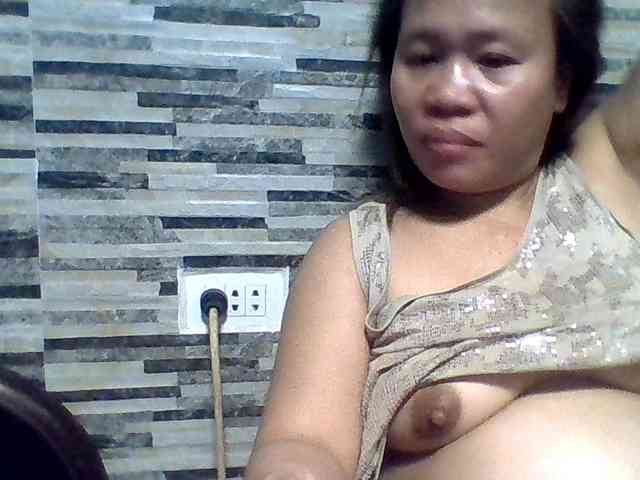lovelyshantal webcam
