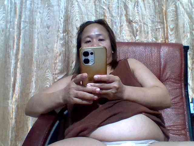 lovelyshantal webcam