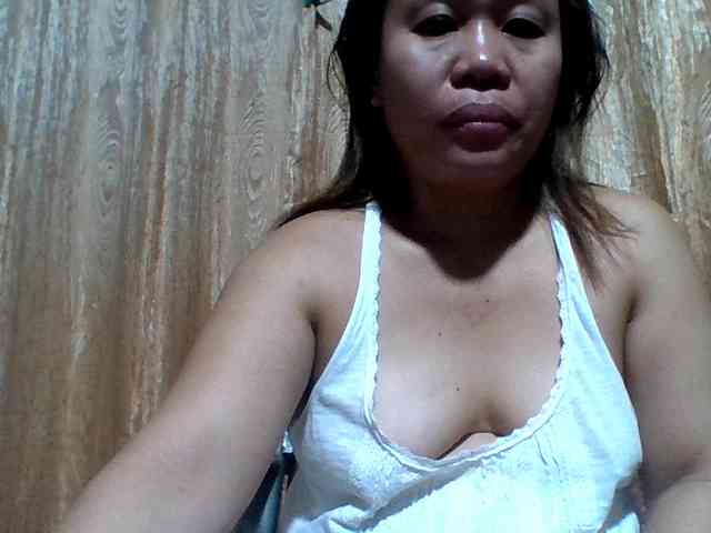 lovelyshantal webcam