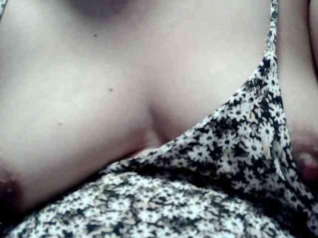 lovelyshantal webcam