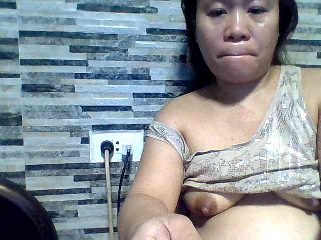 lovelyshantal webcam