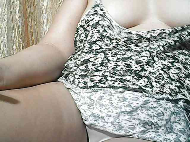lovelyshantal webcam