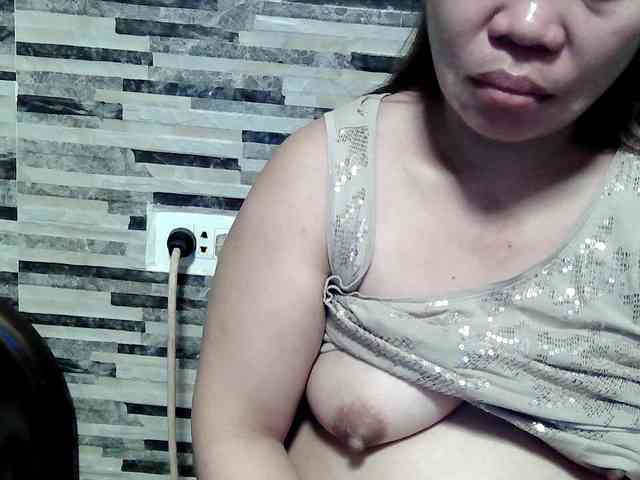 lovelyshantal webcam