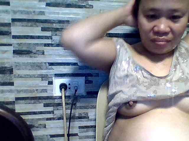 lovelyshantal webcam