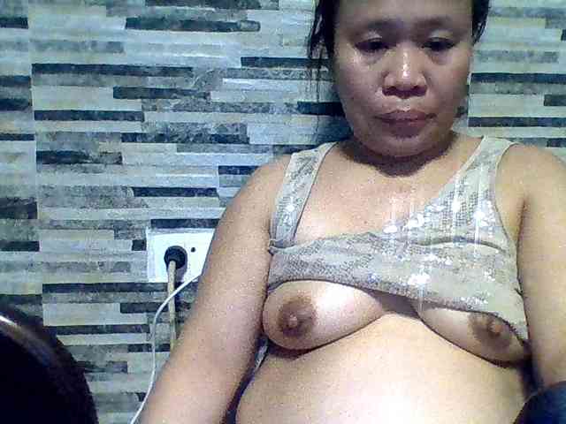 lovelyshantal webcam