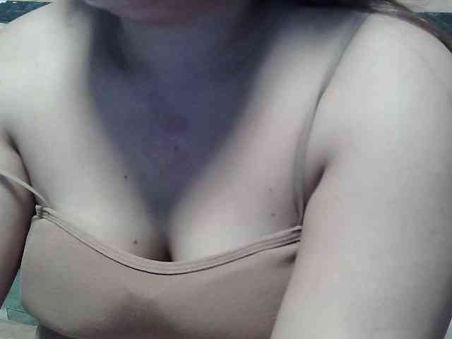lovelyshantal webcam