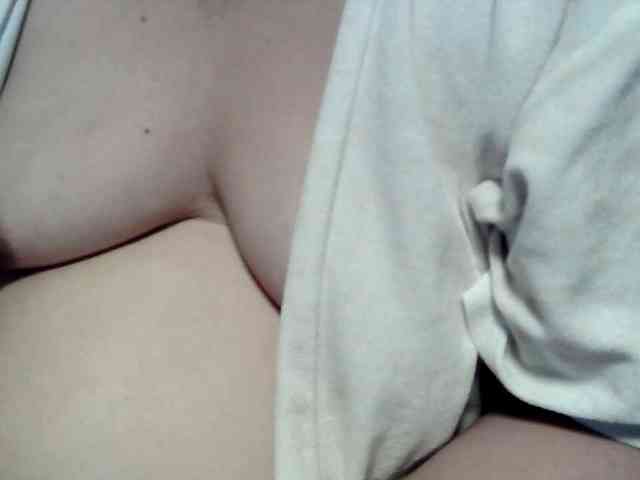 lovelyshantal webcam