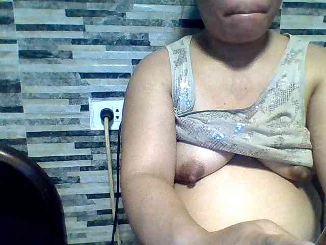 lovelyshantal webcam