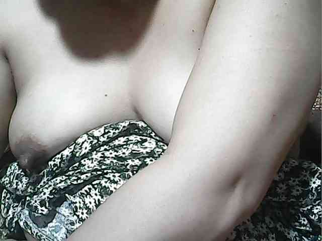 lovelyshantal webcam