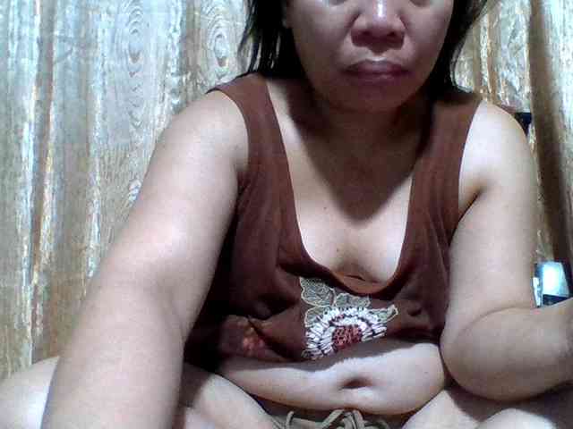 lovelyshantal webcam