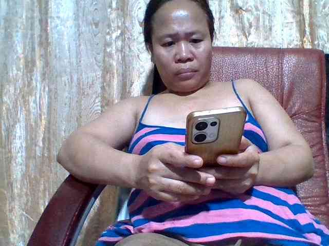 lovelyshantal webcam