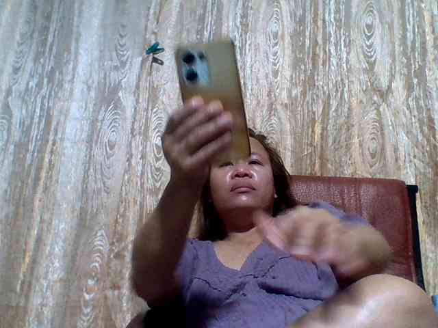 lovelyshantal webcam