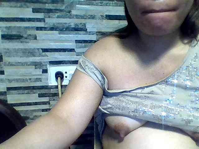 lovelyshantal webcam