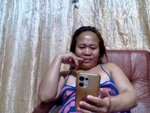 lovelyshantal webcam