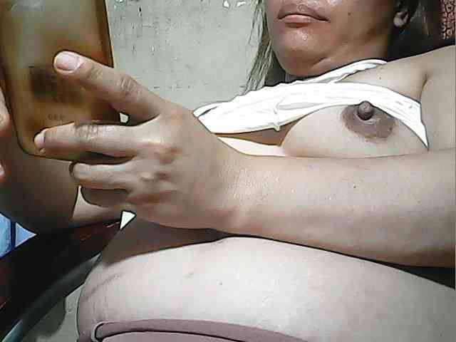lovelyshantal webcam