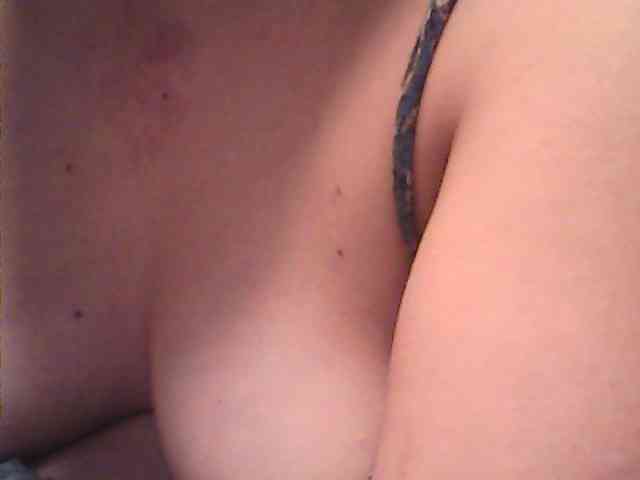 lovelyshantal webcam