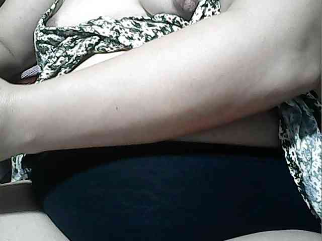 lovelyshantal webcam