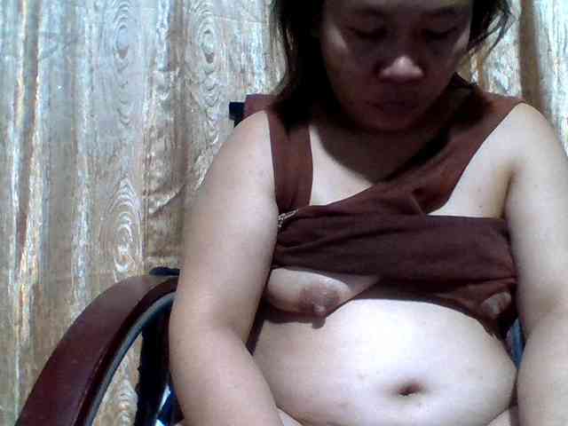 lovelyshantal webcam