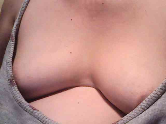 lovelyshantal webcam