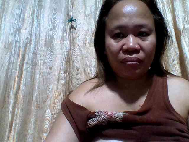 lovelyshantal webcam