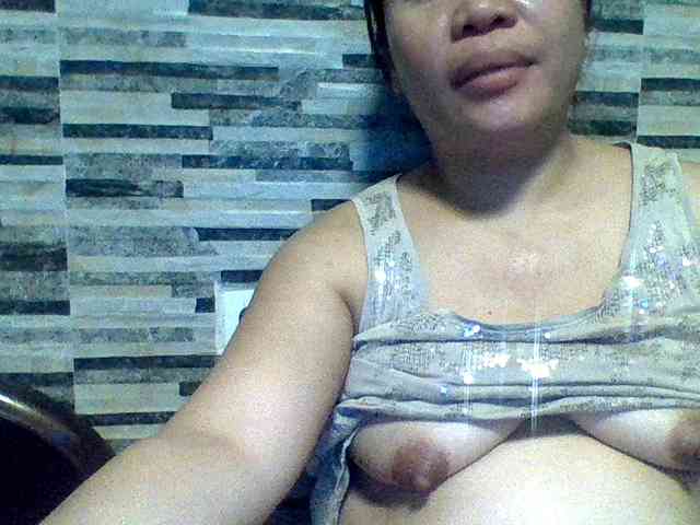 lovelyshantal webcam