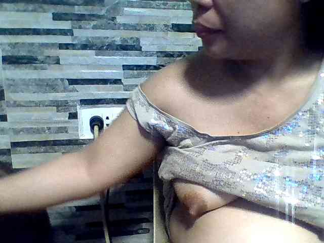 lovelyshantal webcam