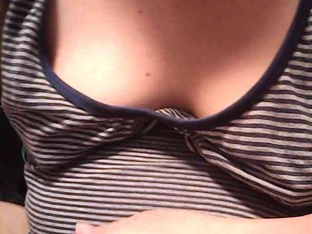 lovelyshantal webcam