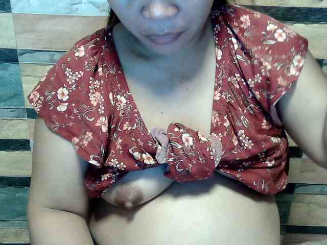 lovelyshantal webcam