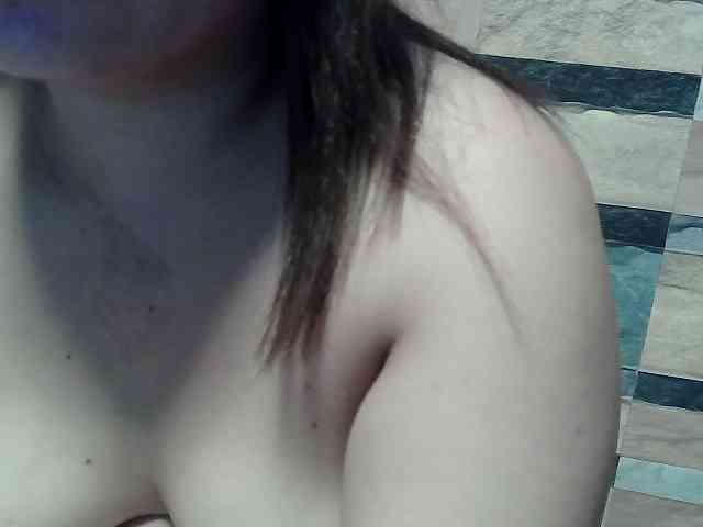 lovelyshantal webcam