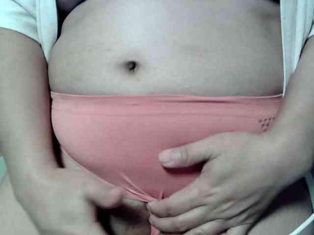 lovelyshantal webcam