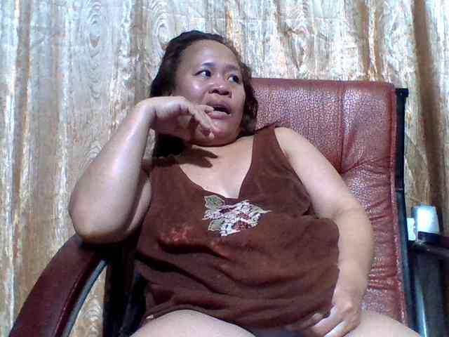 lovelyshantal webcam