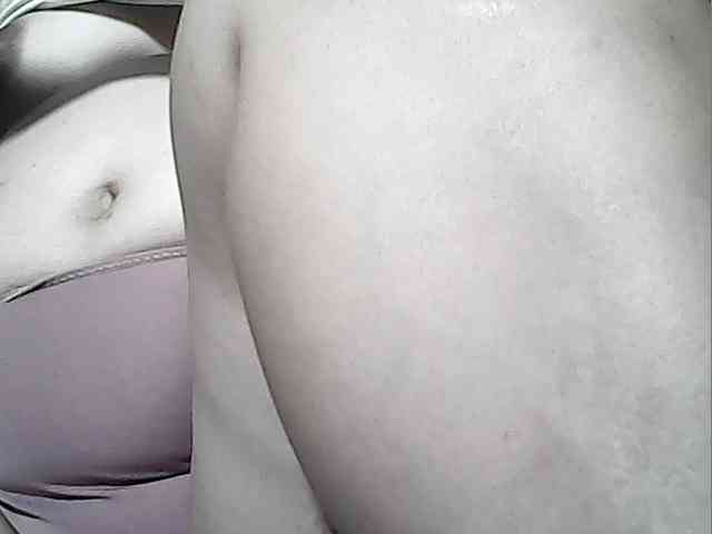 lovelyshantal webcam